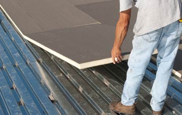 benefits of insulating Cold Well flat roofing